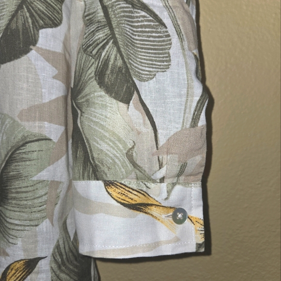 CHICO'S MODERN CALLAS SHIRT LS PATTERN -SOFT SAFFRON-SIZE 1 - Picture 3 of 4